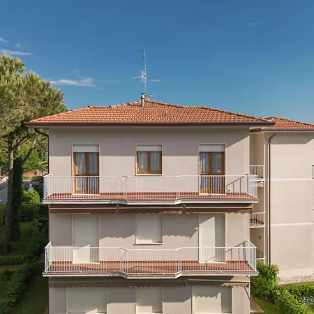 La Sirenetta By Interhome * לידו די קאמאיורה