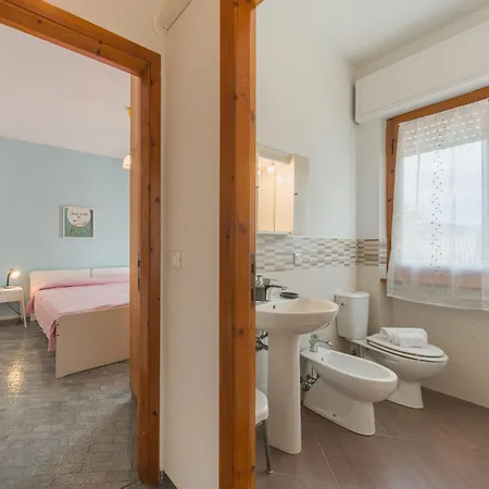 La Sirenetta By Interhome * Lido di Camaiore