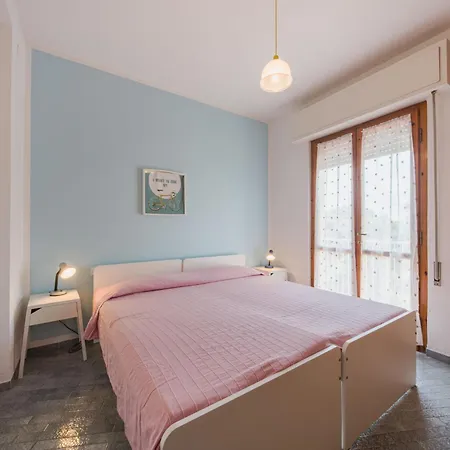 La Sirenetta By Interhome Apartment Lido di Camaiore