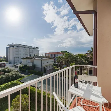 La Sirenetta By Interhome Apartment Lido di Camaiore